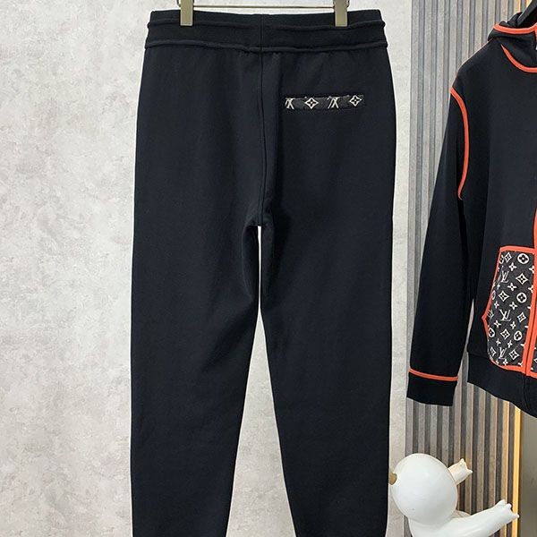 ルイヴィトン プリントフーディ パーカー 偽物 上下セット vum20735